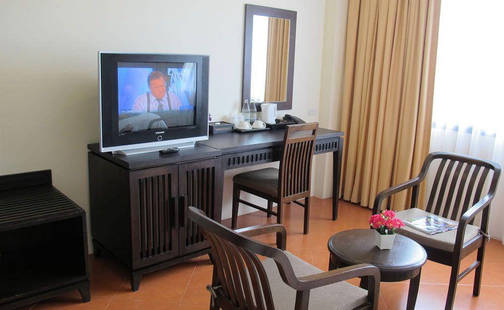 La De Bua Hotel Patong Zewnętrze zdjęcie