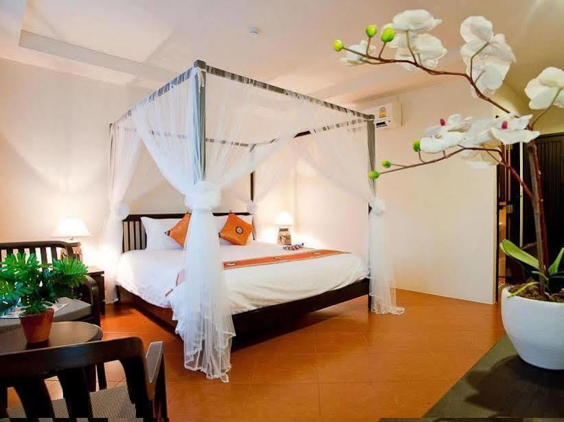 La De Bua Hotel Patong Zewnętrze zdjęcie